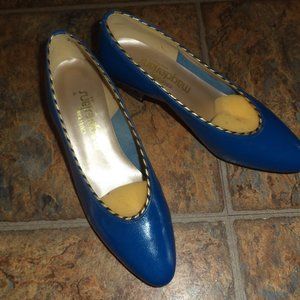 MAGDESIANS CALIFORNIA blue pumps sz 6M - NEU